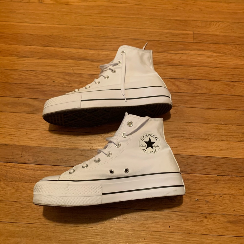 Converse Chuck Taylor High Top Platform Sneaker